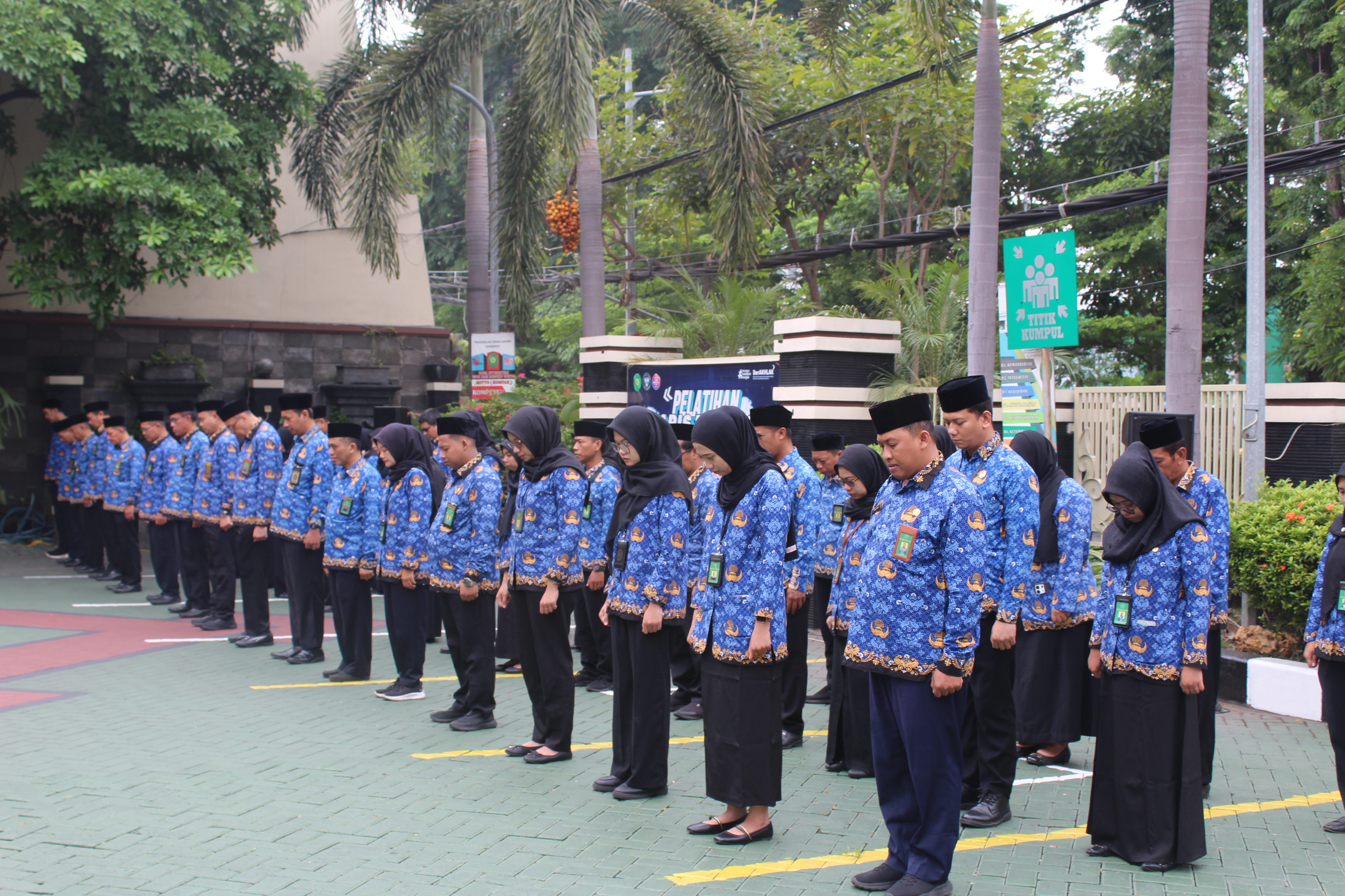 Terus Bergerak Melanjutkan Perjuangan! Upacara Hari Pahlawan di PTA Surabaya