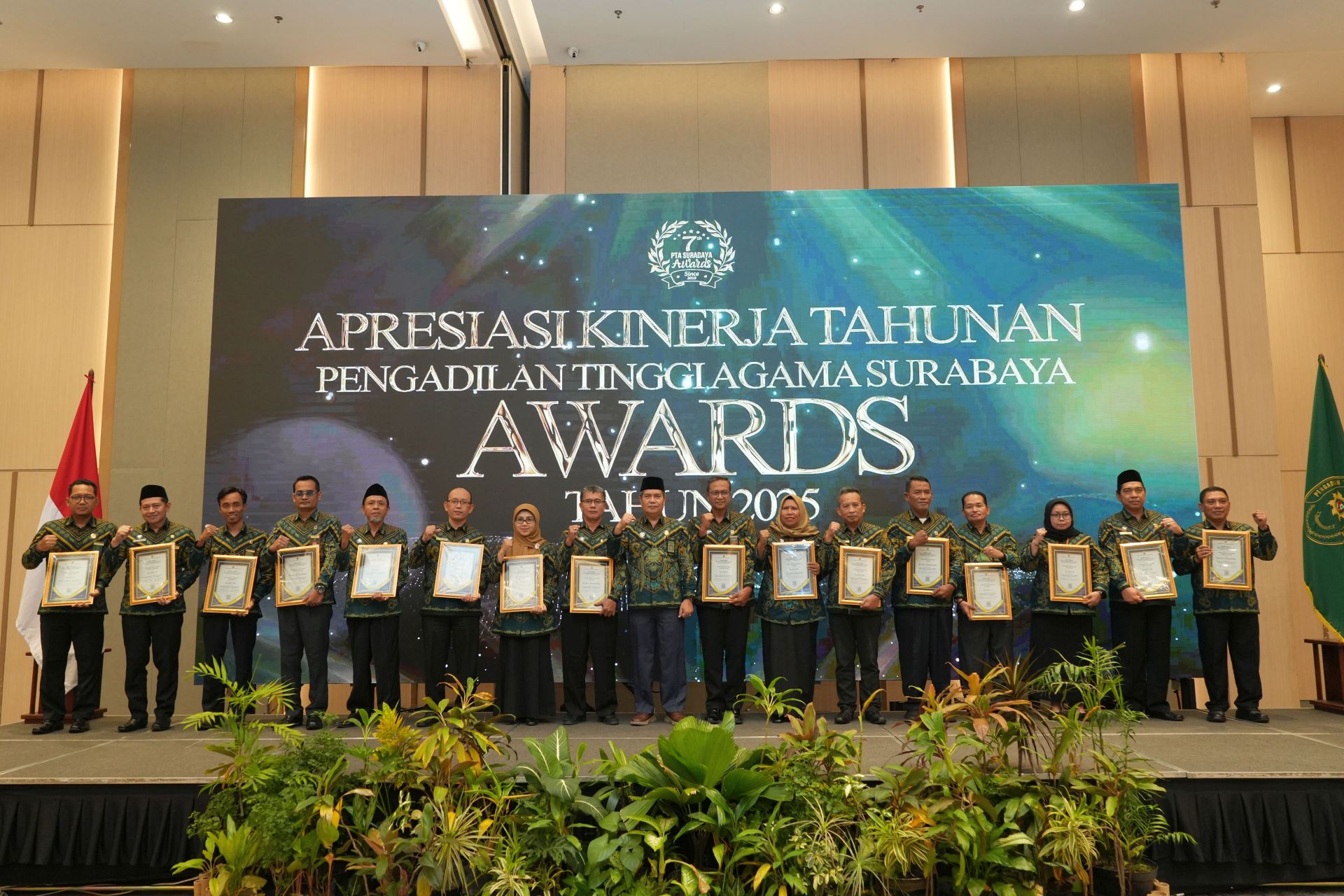 PTA Surabaya Gelar PTA Awards 2025, Apresiasi Kinerja Terbaik Pengadilan Agama se-Jawa Timur