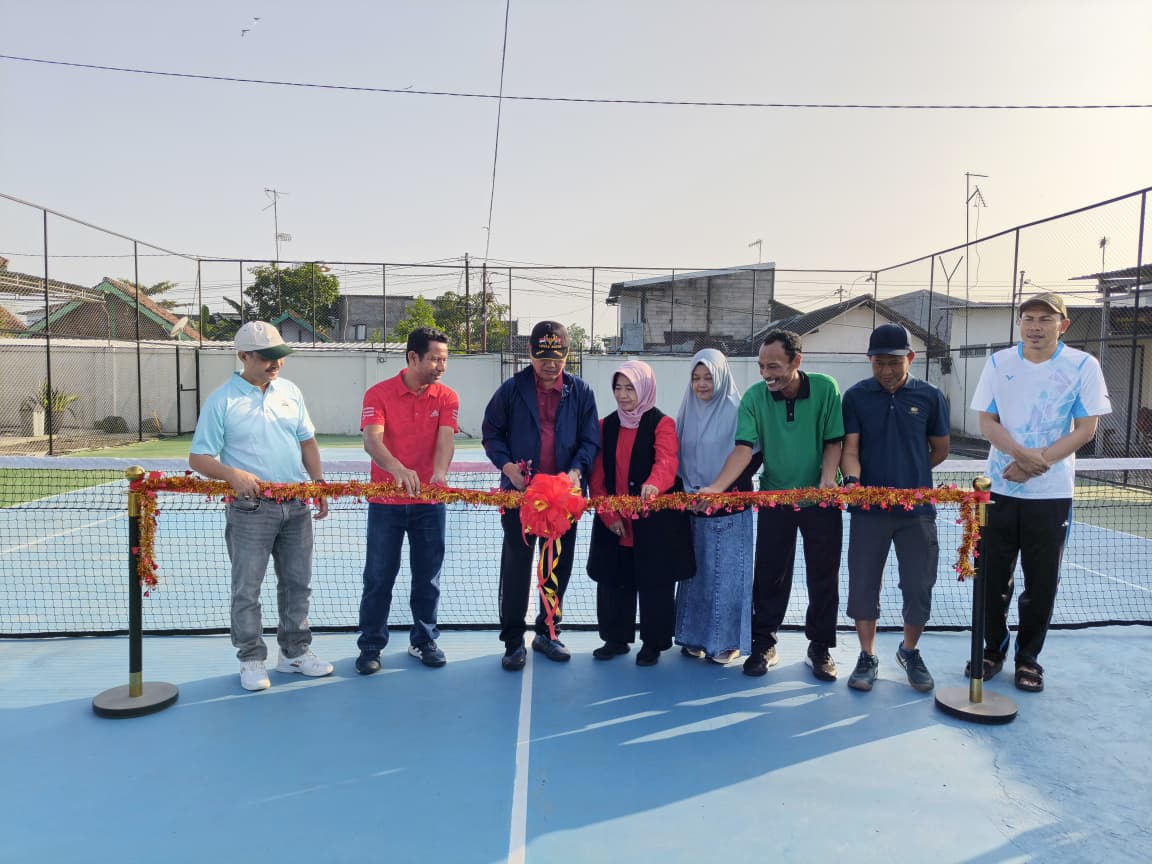 KPTA Surabaya Resmikan Lapangan Tenis Pengadilan Agama Jombang